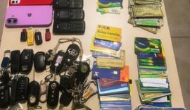 Preso em Penedo suspeito de agiotagem com 191 cartões de crédito e diversos documentos