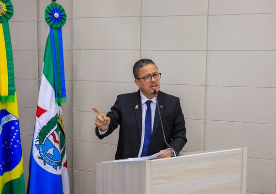 Vereador pede convocação de secretário da Fazenda para esclarecer 'Caso Iprev' na Câmara