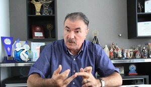 Ex-prefeito de Maceió quer voltar à Câmara de Vereadores