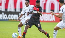 Atlético-MG joga mal e é superado pelo Vitória