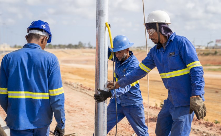 Furtos de cabos e luminárias causam prejuízo superior a R$ 100 mil