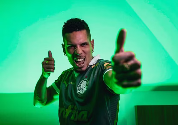 Palmeiras anuncia contratação de Paulinho, ex-Atlético-MG