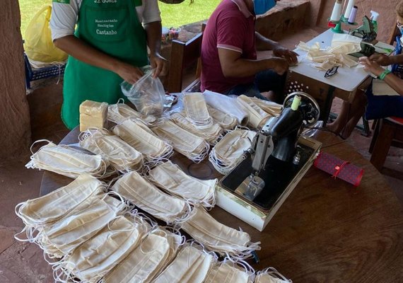 Restaurante Ecológico produz máscaras de proteção para doação