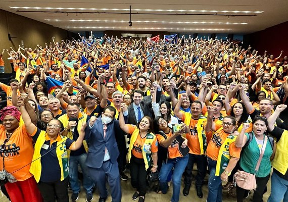 Agentes de Saúde e Endemias escolhem deputado Daniel Barbosa como coordenador estadual