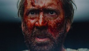 Nicolas Cage surge insano no trailer do terror 'Mandy'