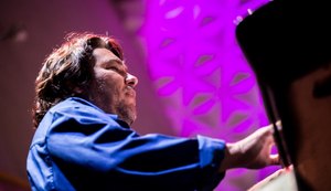 Jazz Panorama ao Vivo recebe Kiko Continentino em Maceió