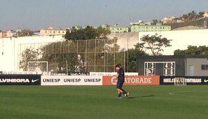 Romero sai de treino com lesão e pode desfalcar Corinthians contra o Fla