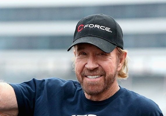 Chuck Norris sofre dois infartos em menos de uma hora e sobrevive