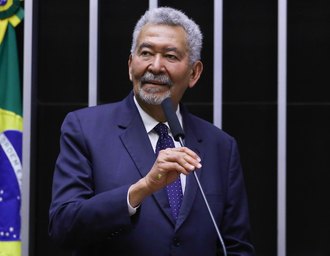 Sindicato dos Urbanitários critica decisão que afasta Paulão do mandato