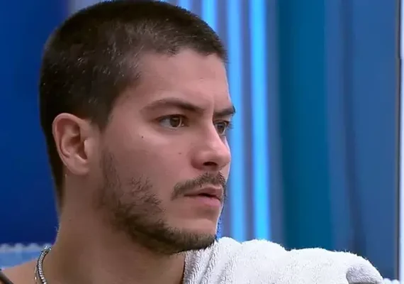 Trabalho de magia negra é pedido contra Arthur Aguiar no BBB 22