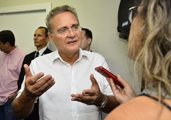 Renan Calheiros entra com nova ação contra procuradores