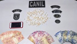 PM prende foragido por estelionato e apreende arma e drogas em Coruripe e Arapiraca