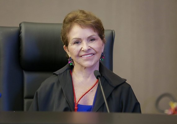 Pleno do TJ/AL promove Ana Florinda Dantas ao cargo de desembargadora