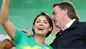 Crise no casamento? Jair Bolsonaro e Michelle deixam de se seguir em rede social