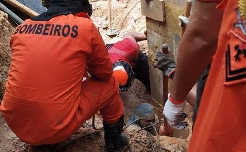 Homem fica soterrado durante obra na Ecovia Norte