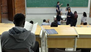 Escolas particulares devem ter reajuste médio de 9% para 2024