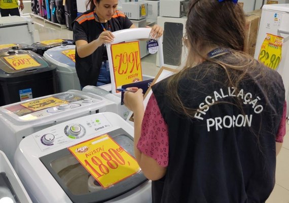 Procon Maceió orienta consumidores para a Black Friday 2022