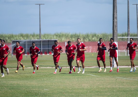 CRB tenta manter invencibilidade  no Rei Pelé