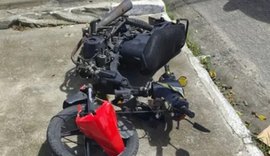 Acidente entre carro e motocicleta deixa dois feridos na Cidade Universitária
