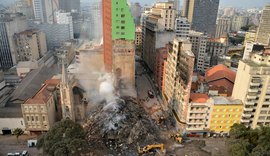 Bombeiros encerram buscas em escombros no Largo do Paissandu