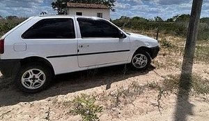 Polícia encontra carro usado por ex-namorado para sequestrar jovem em Delmiro Gouveia