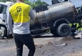 Vídeo: acidente envolvendo quatro veículos deixa feridos e trânsito lento na BR-424 entre Viçosa e Cajueiro