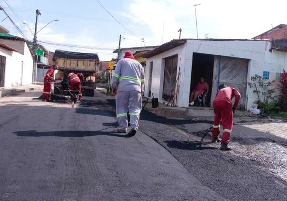 Infraestrutura beneficia mais de 100 vias com intervenções da operação tapa-buraco