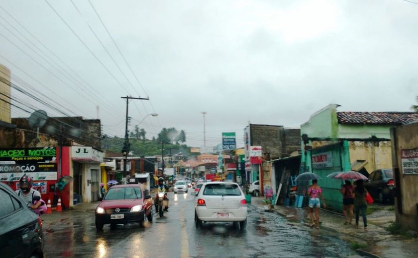 Balanço mostra que Maceió já registra metade da chuva prevista para 2018