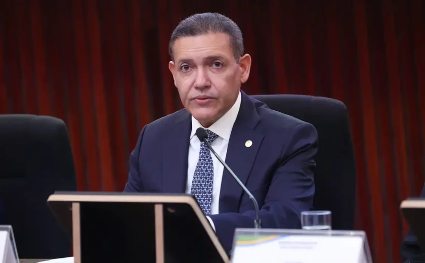Presidente do TSE conclama eleitores a comparecerem às urnas