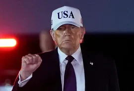 Trump chama papa Leão XIV de 'fraco' e diz que pontífice 'não acredita em parar o crime'