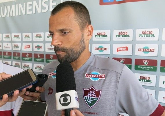 Diego Cavalieri volta ao Fluminense após quase cinco meses sem jogar