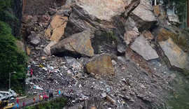 Deslizamento de terra deixa 8 mortos e 34 desaparecidos na China
