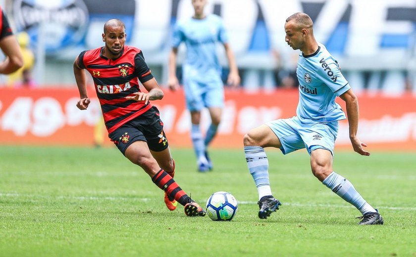 Sport se aproveita de reservas do Grêmio e vence fora de casa em jogo de sete gols