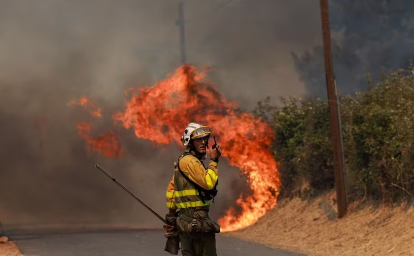 Incêndios avançam na Espanha e França; mais de 270 mil deixam suas casas
