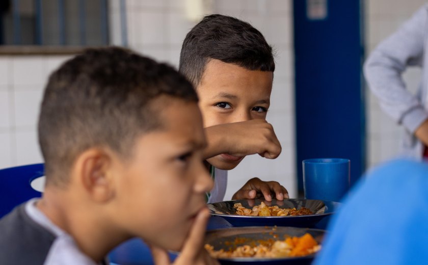 Prefeitura de Maceió garante alimentação mais saudável para estudantes