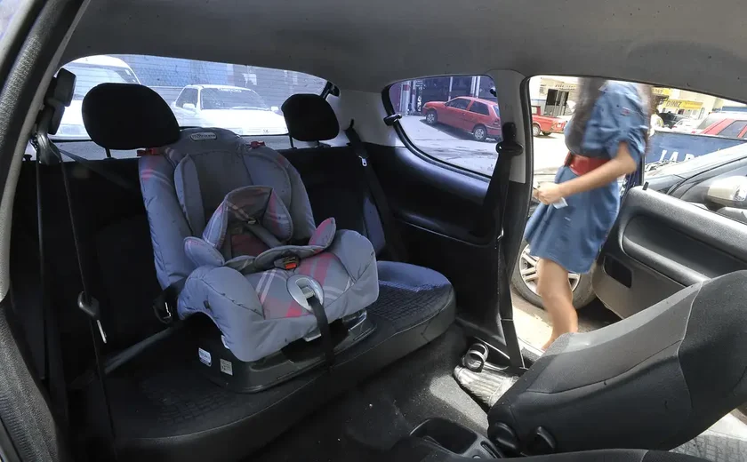 Inmetro recomenda atenção na compra do bebê conforto