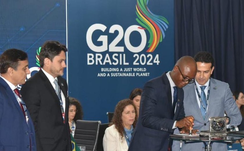 Selo dos Correios marca encerramento da reunião de Economia Digital do G20