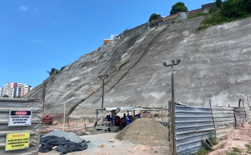 Prefeitura realiza obras de contenção no Vale do Reginaldo e Grota Santa Helena