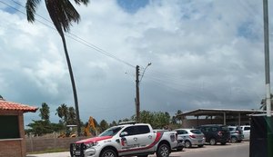 Justiça manda barraqueiros de Milagres desocuparem praia