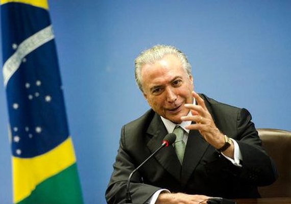 Temer e Maia discutem reforma da Previdência durante reunião no Alvorada