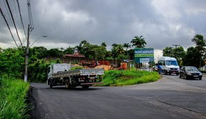 Bairros recebem obras de drenagem e pavimentação