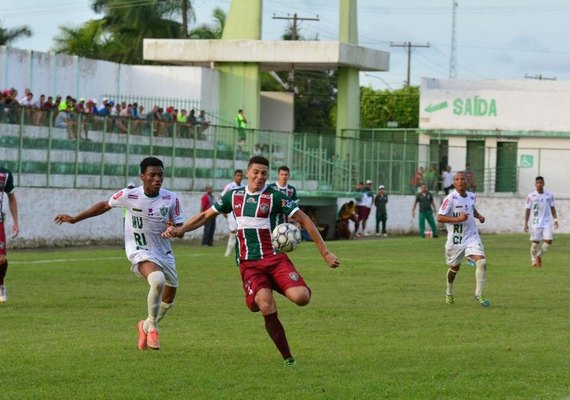 Murici toma mais um 4x1 em casa e segue na lanterna do grupo A8