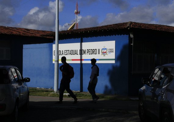 Secretaria de Educação esclarece sobre realocação de escolas
