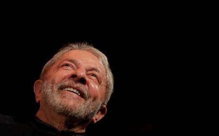 Instituto pede liminar que pode tirar ex-presidente Lula da prisão