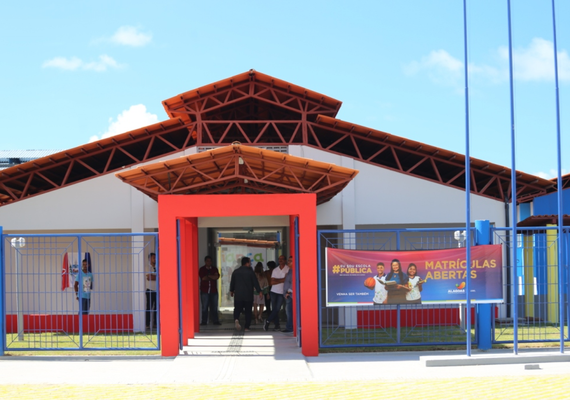 Escola Estadual Correia Titara transforma realidade educacional em Marechal Deodoro