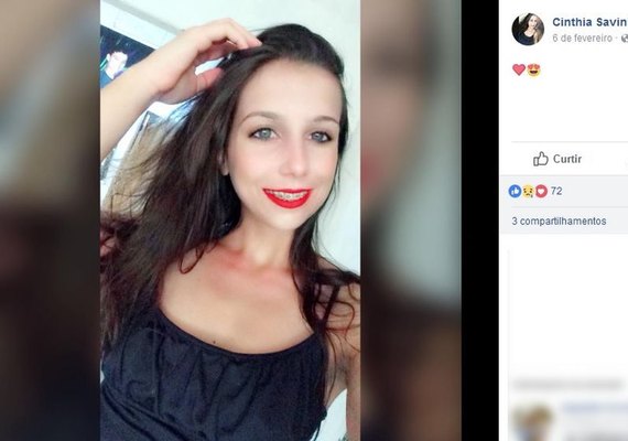 Cantora de 22 anos morre em acidente com carro dirigido pelo namorado