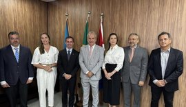 Bruno Toledo toma posse como novo conselheiro do Tribunal de Contas de Alagoas