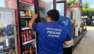 Procon/AL autua postos de combustíveis e apreende produtos vencidos na operação Consumo Seguro
