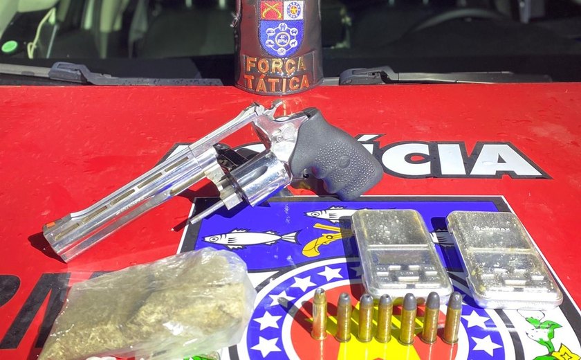 PM apreende 27 armas de fogo e 19 kg de drogas na última semana em Alagoas