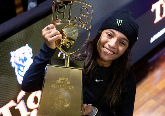 Rayssa Leal é campeã mundial de skate